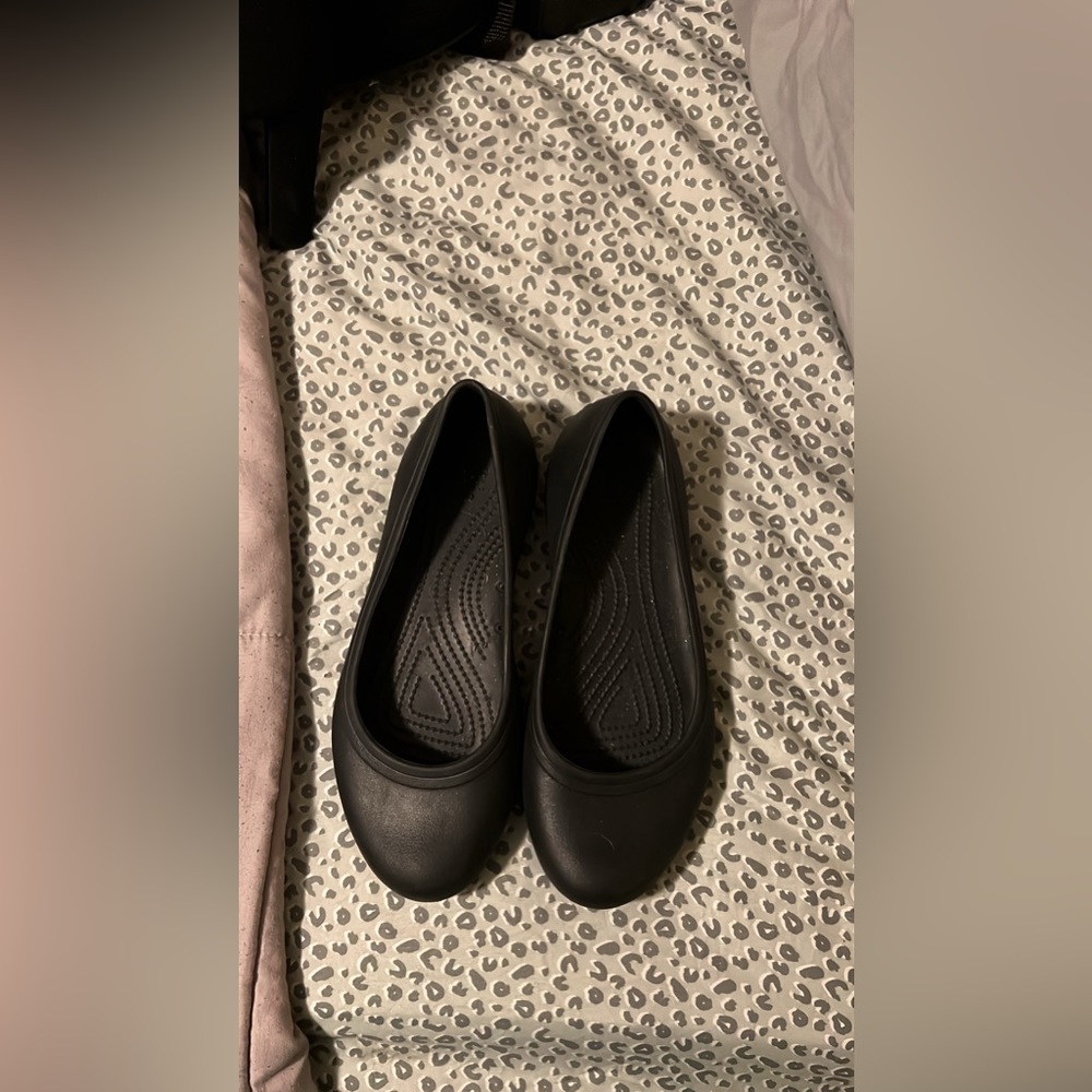 All size 10 shoes. Kate spade, crocs, booties and Tom’s